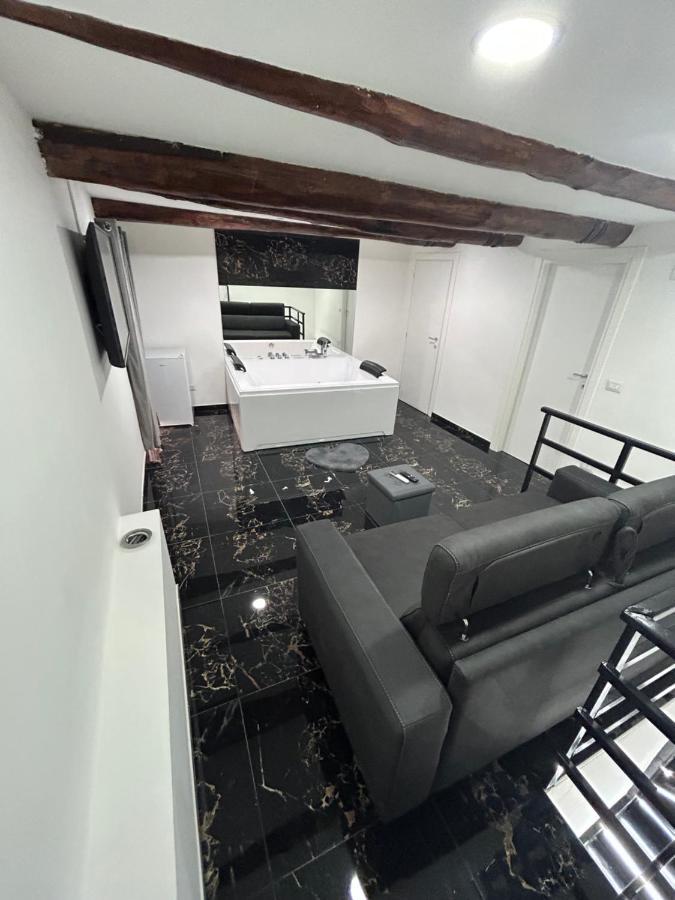 Giovanni Luxury Suites 那不勒斯 外观 照片