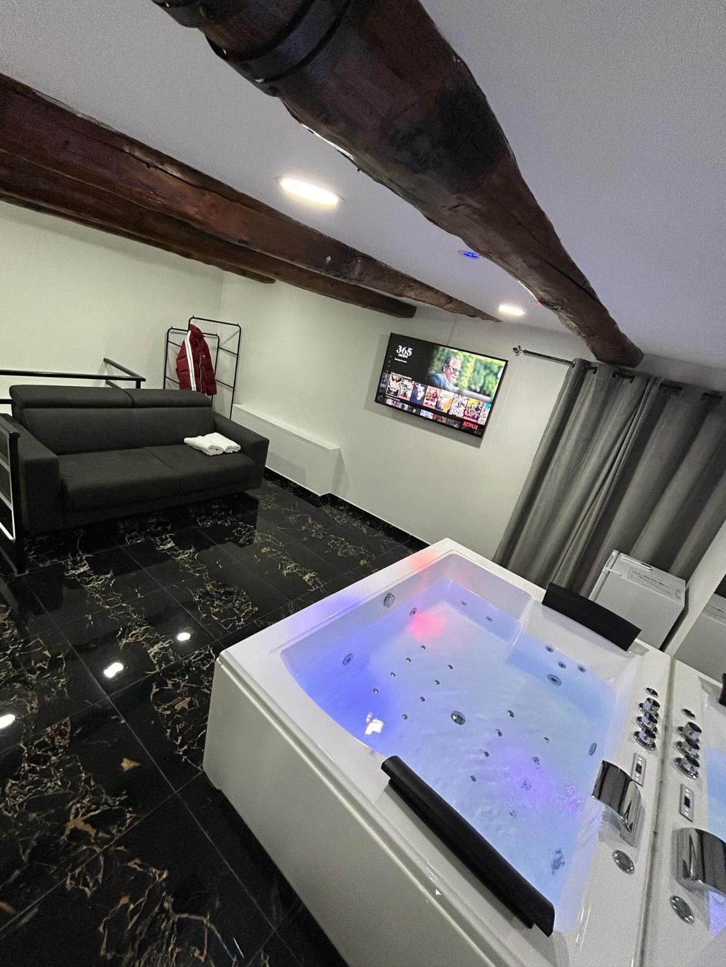 Giovanni Luxury Suites 那不勒斯 外观 照片